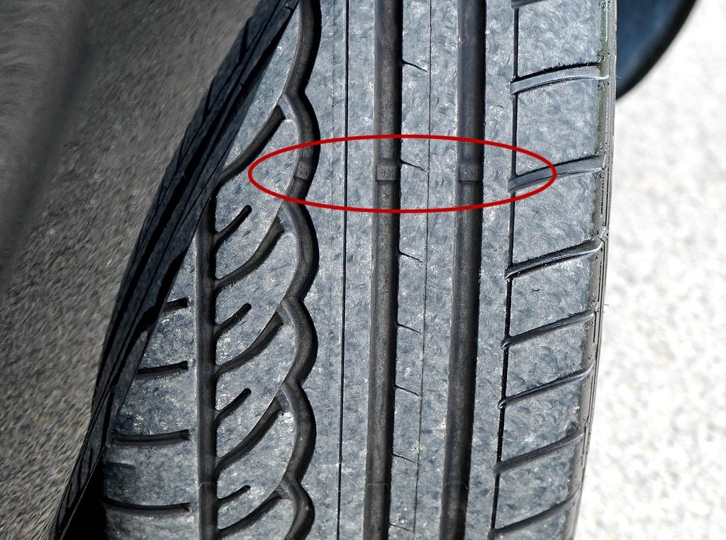 Tire Tread Wear Bars