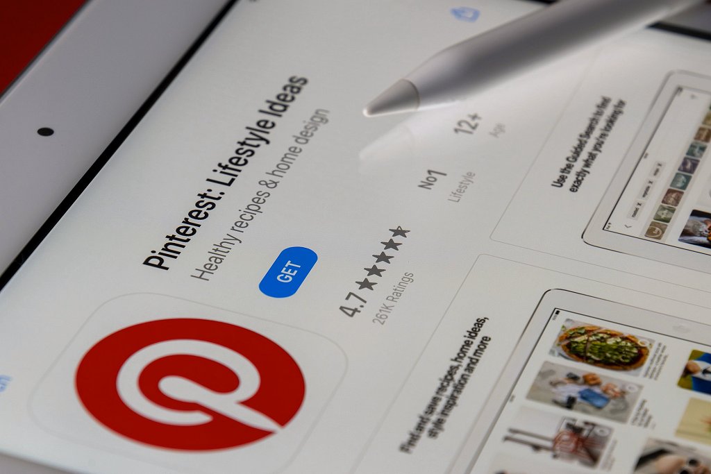 Pinterest on Tablet